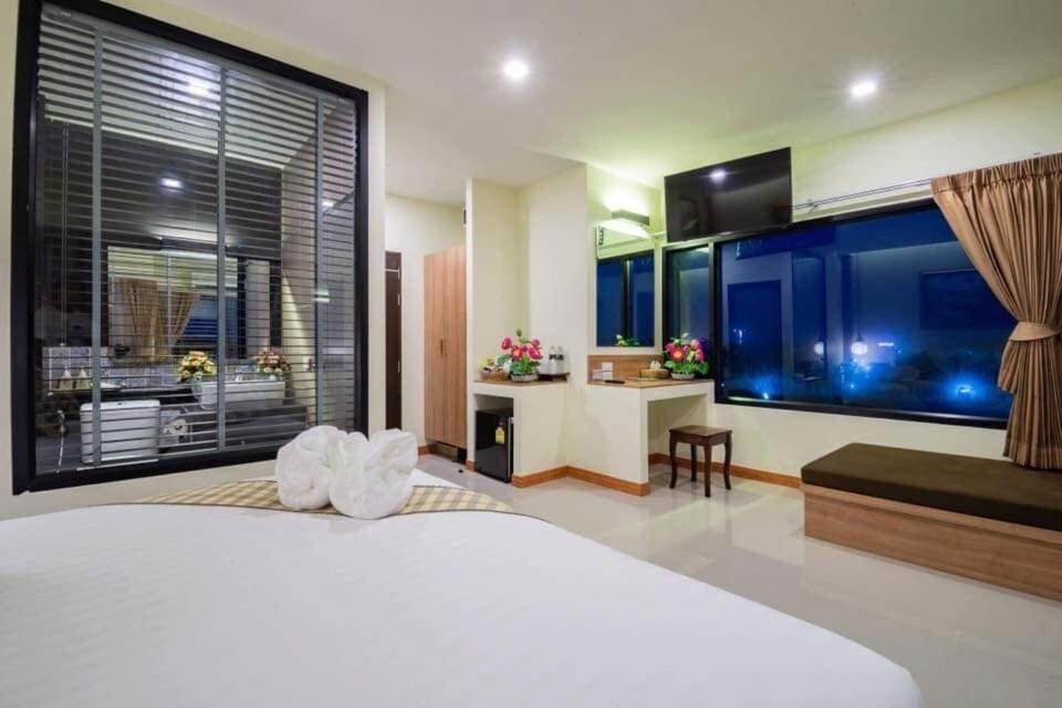 Pura Nakhon Hotel Nakhon Si Thammarat Eksteriør billede
